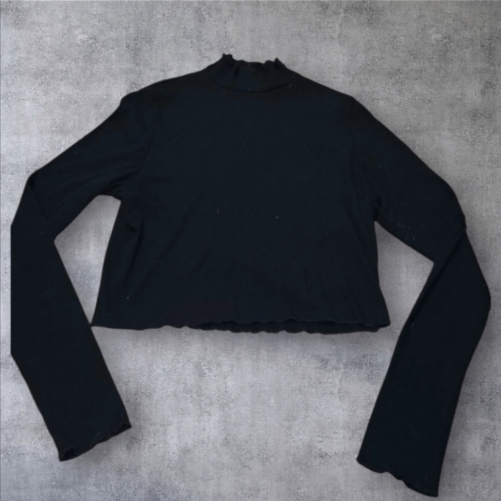 Aerie Cropped Sweater 💛 5 / $25